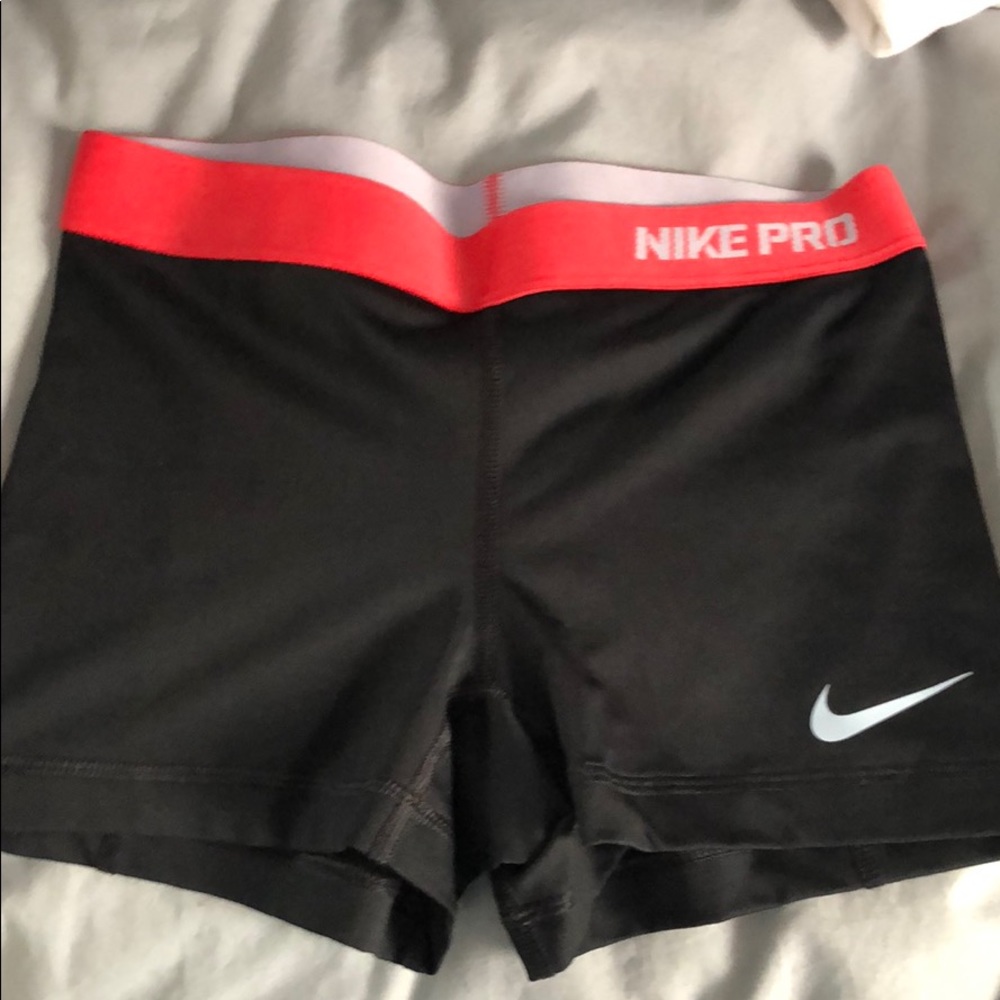 Nike pro compression short